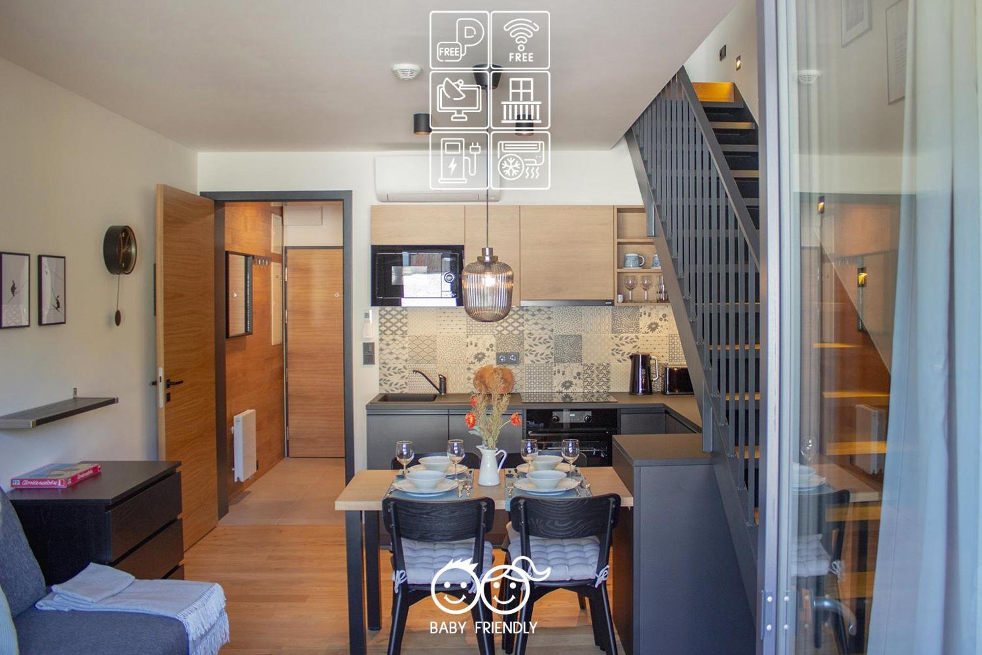 Enjoyharrachov - Atraktivni Klidny Klimatizovany Apartman 20 V Centru Harrachova S Parkovanim, Wifi-Wlan, Sat, Herni Konzoli, Ipad, Netflix Zdarma, Moznosti Dobijeni Auta, Vyhledem Do Zahrady A Na Romanticky Kostelik Ngoại thất bức ảnh