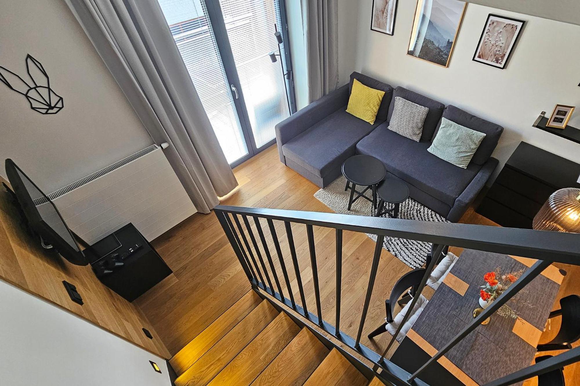 Enjoyharrachov - Atraktivni Klidny Klimatizovany Apartman 20 V Centru Harrachova S Parkovanim, Wifi-Wlan, Sat, Herni Konzoli, Ipad, Netflix Zdarma, Moznosti Dobijeni Auta, Vyhledem Do Zahrady A Na Romanticky Kostelik Ngoại thất bức ảnh